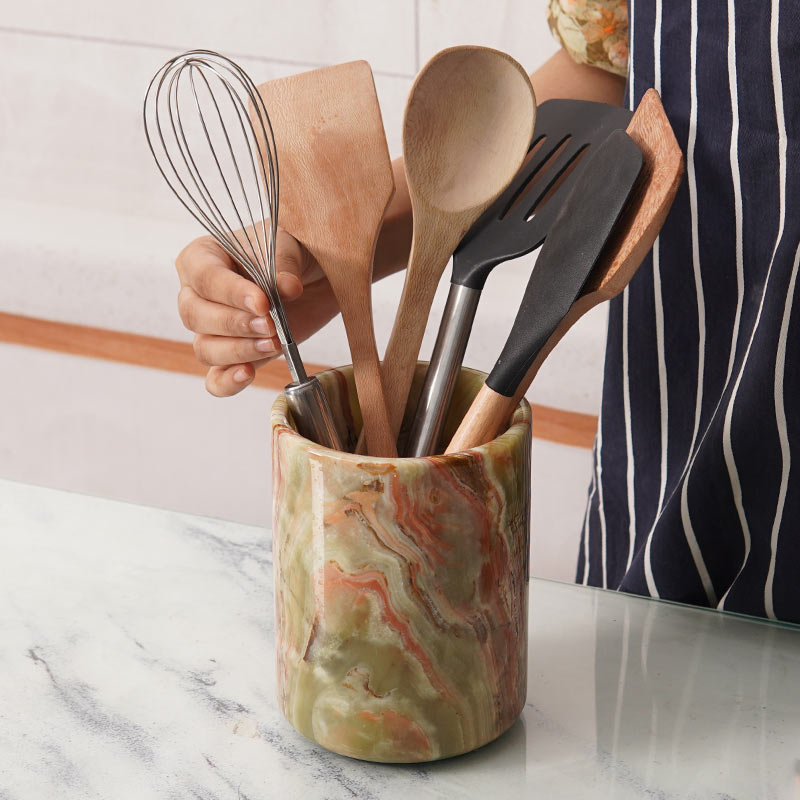 utensil holder, kitchen utensil, kitchen accessories, spoon holder