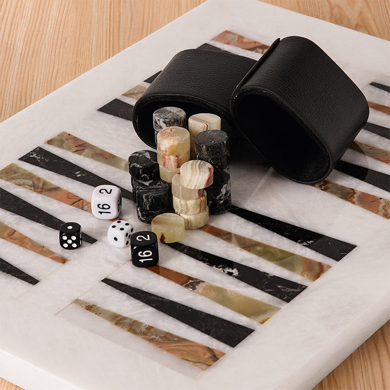 BACKGAMMON