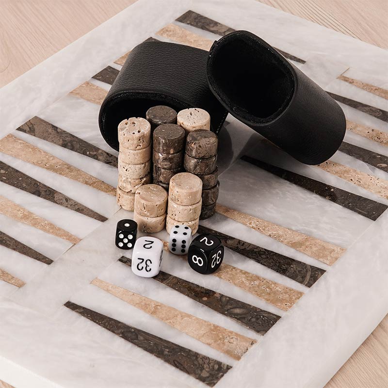 BACKGAMMON