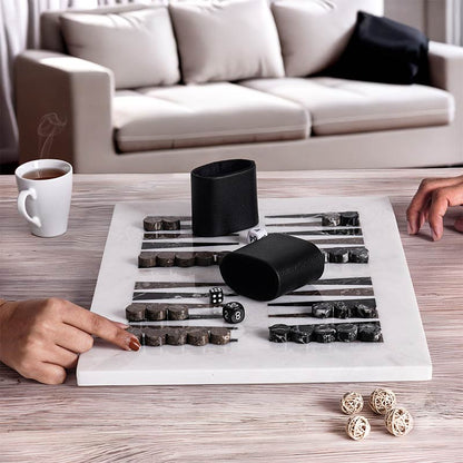 BACKGAMMON