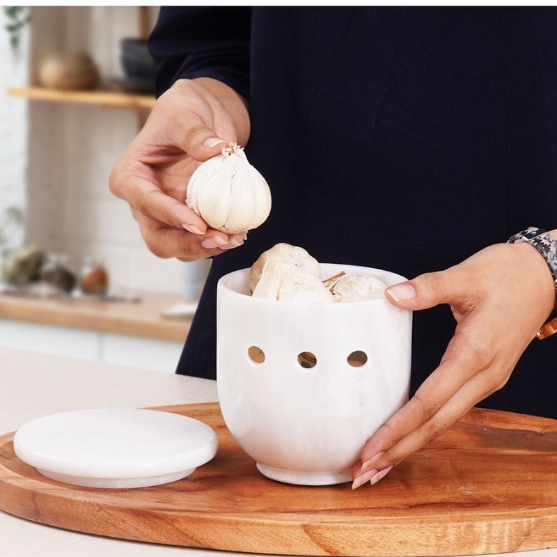 garlic storage, garlic container , garlic holder 
